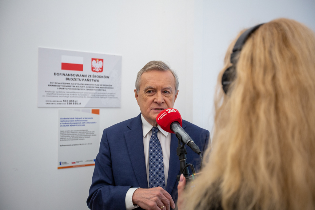 Minister Kultury i Dziedzictwa Narodowego Piotr Gliński udziela wywiadu