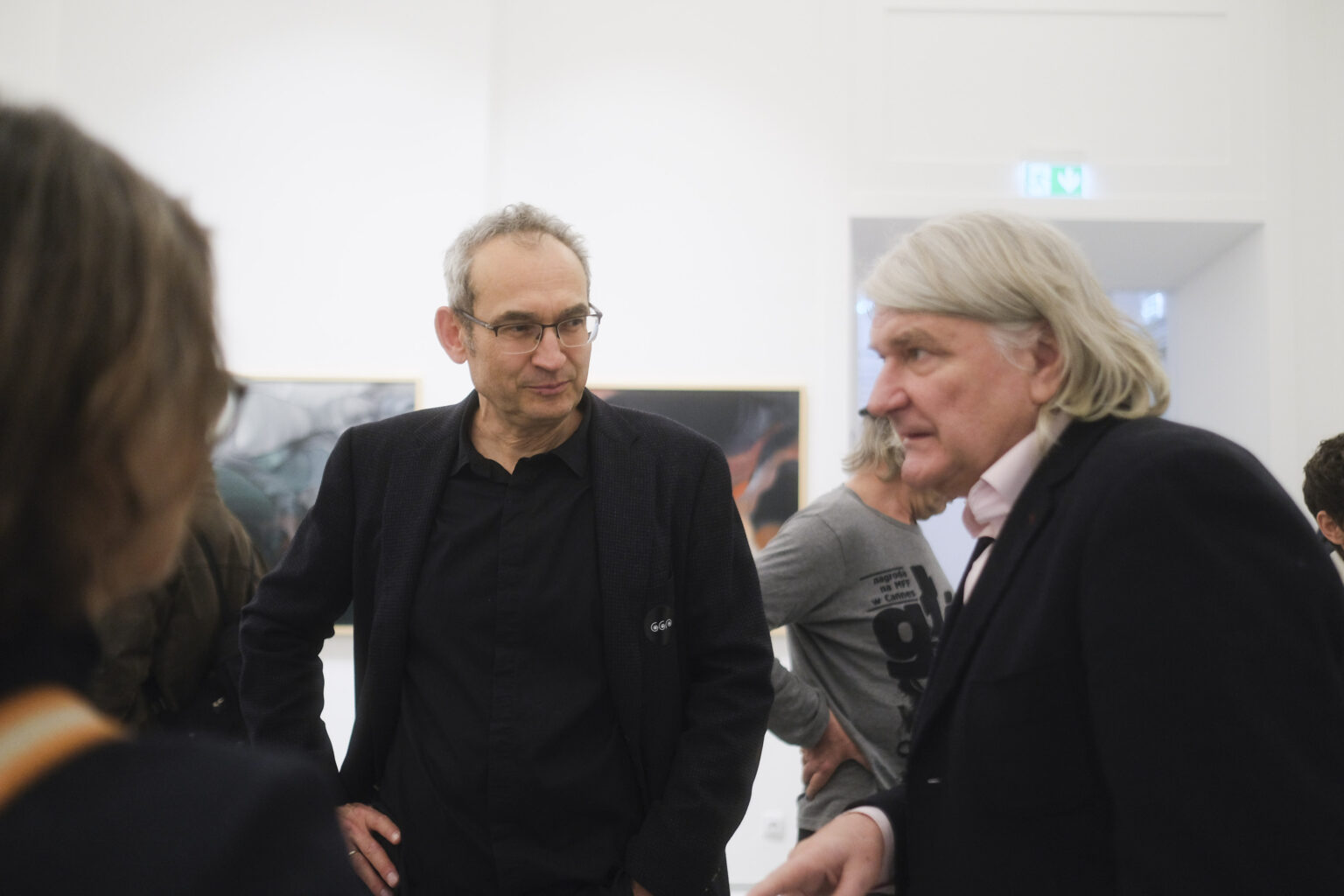 Dyrektor galerii prof. Paweł Nowak rozmawia z Rafałem Jarodzkim.